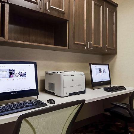 Hilton Garden Inn Bettendorf/ Quad Cities Kültér fotó