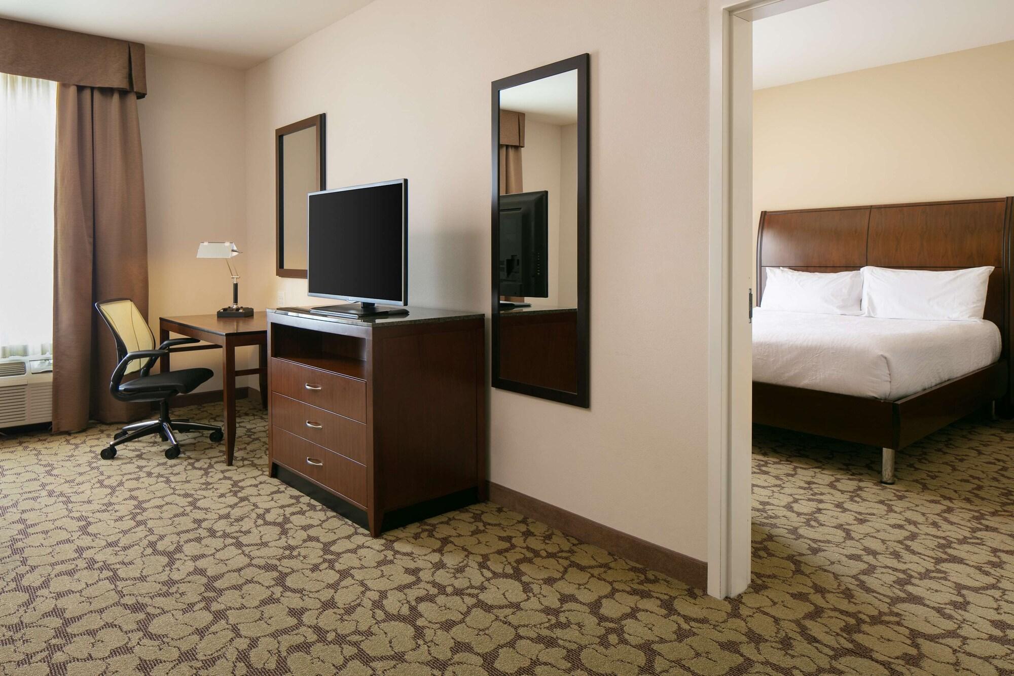 Hilton Garden Inn Bettendorf/ Quad Cities Kültér fotó