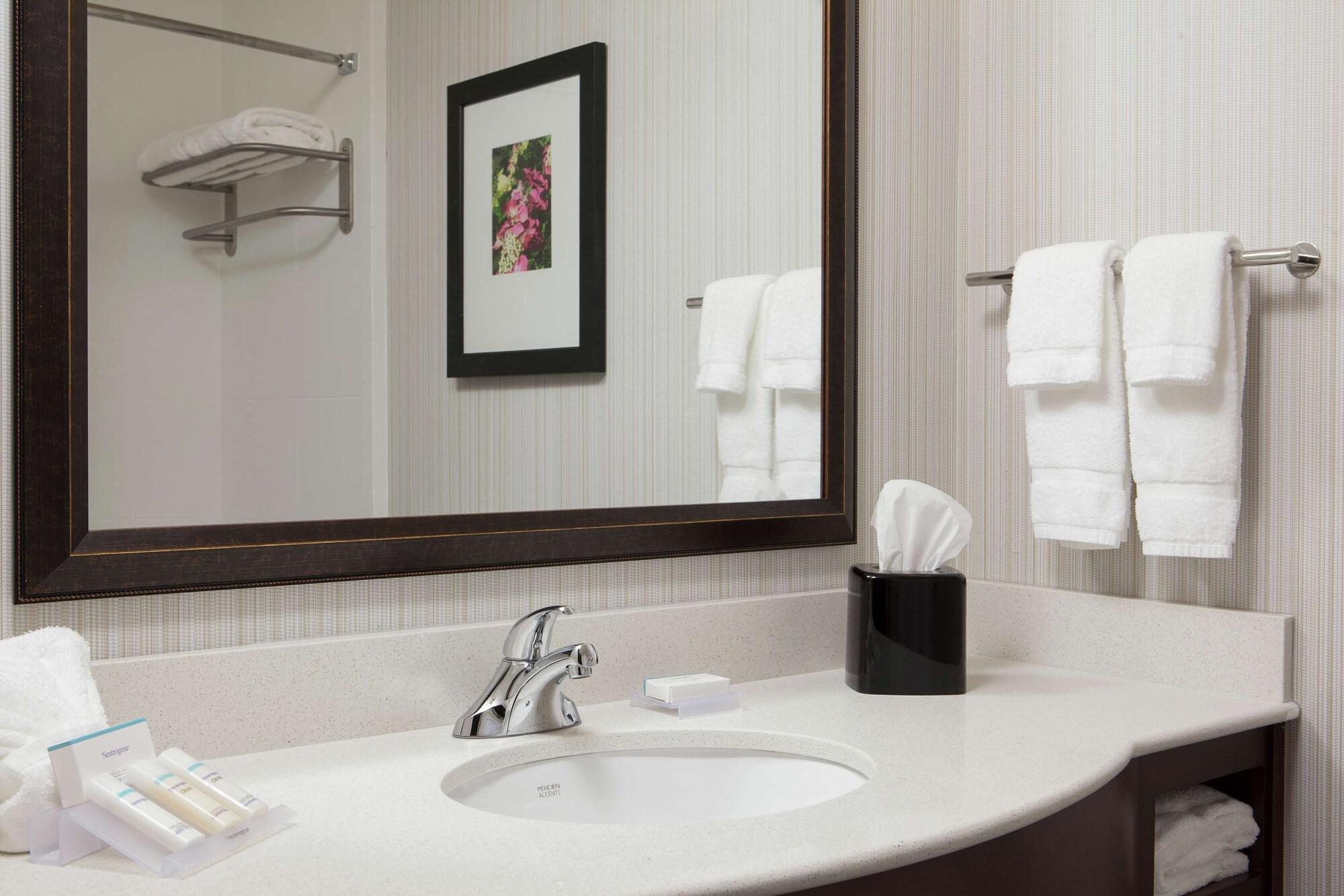 Hilton Garden Inn Bettendorf/ Quad Cities Kültér fotó