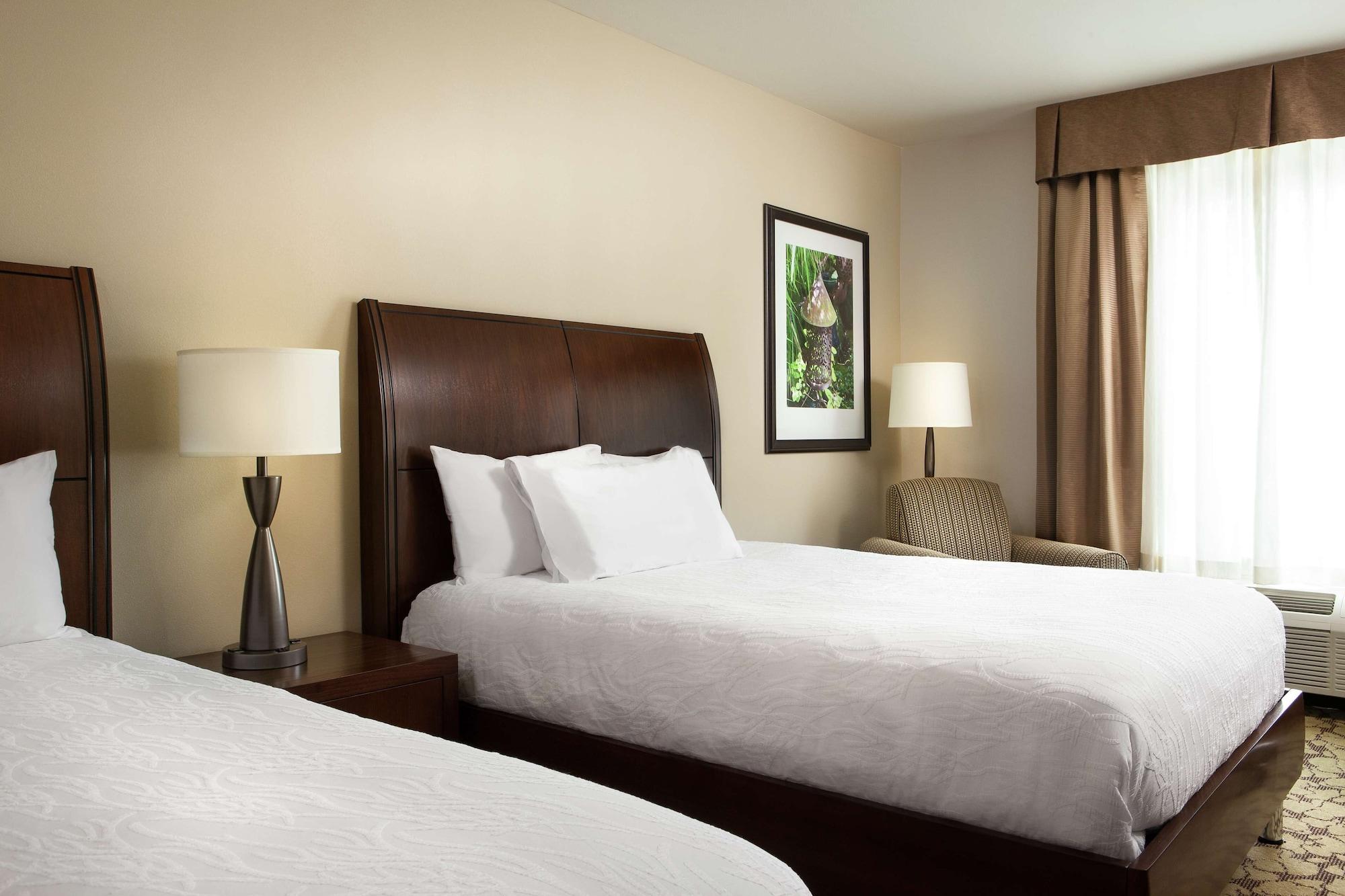 Hilton Garden Inn Bettendorf/ Quad Cities Kültér fotó